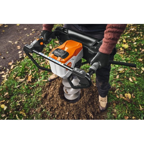 Akumuliatorinis žemės grąžtas STIHL BTA 140